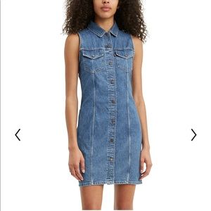 NWT Levi’s Liliana Sleeveless Denim Dress M